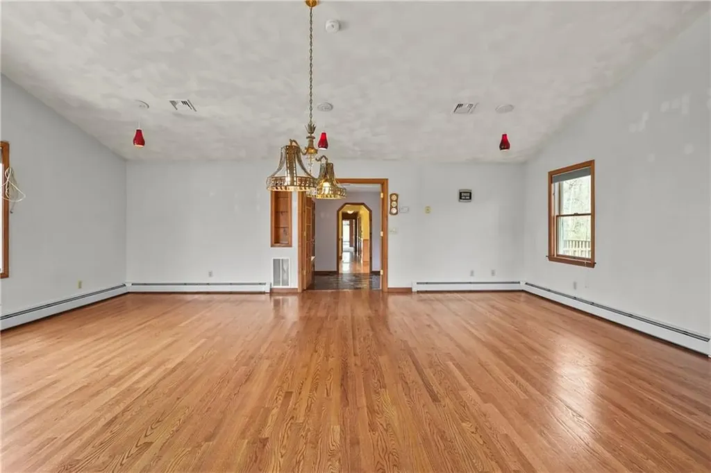 211 Scott Road Cumberland RI 02864