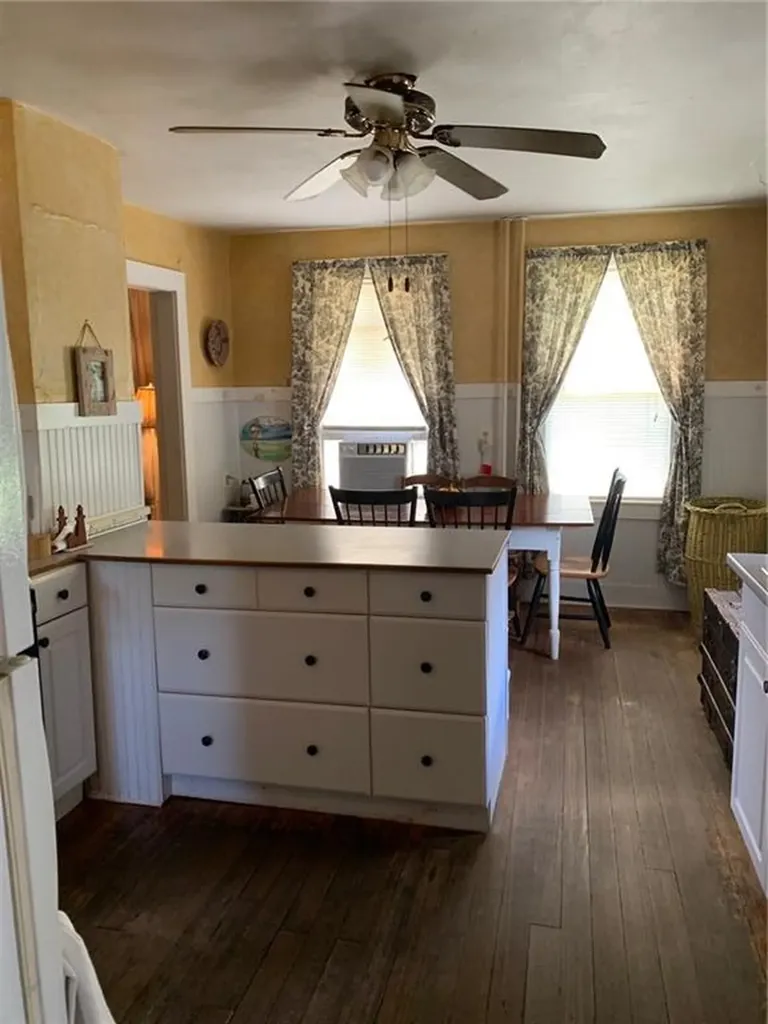 64 Southwest Avenue Jamestown RI 02835