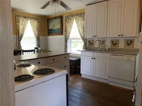 64 Southwest Avenue Jamestown RI 02835