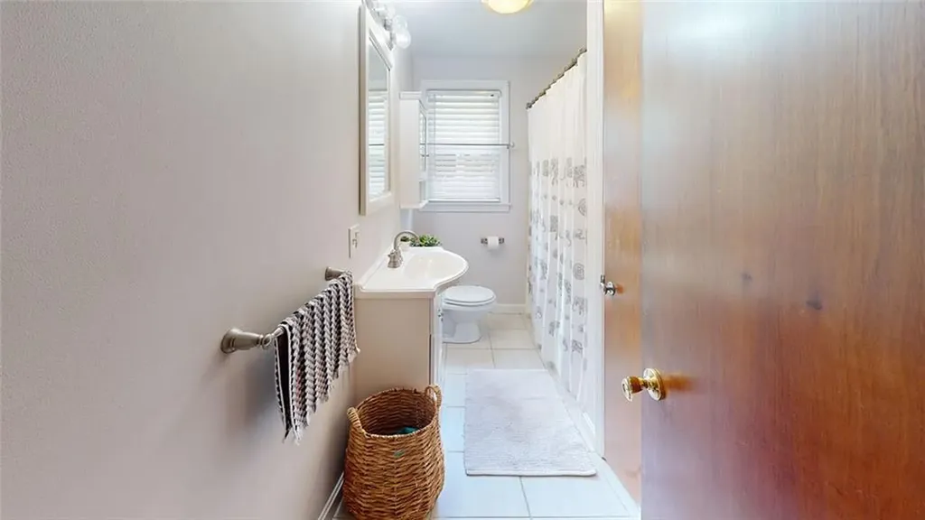 107 Knowles Drive Warwick RI 02888