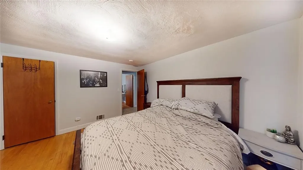 107 Knowles Drive Warwick RI 02888