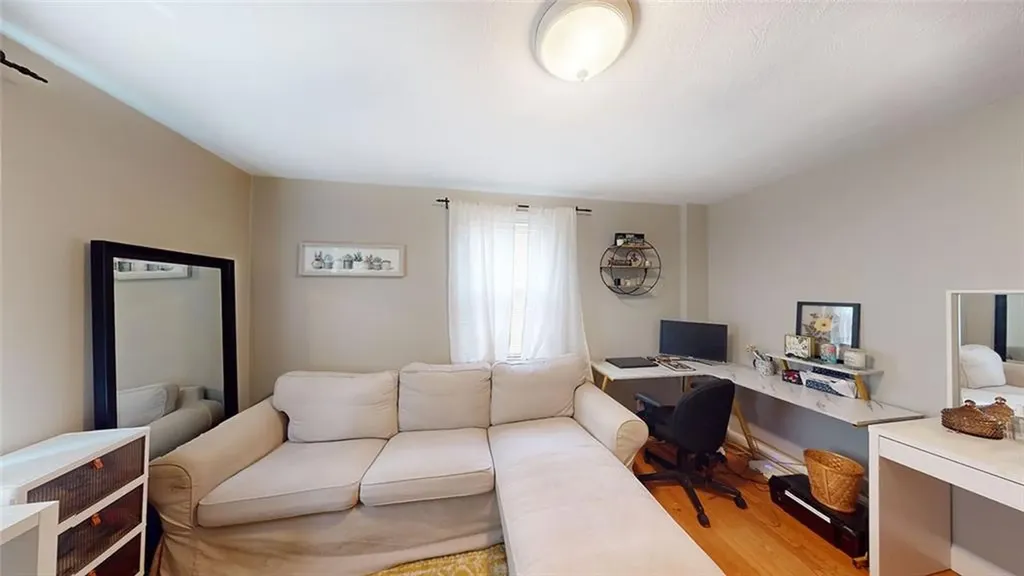 107 Knowles Drive Warwick RI 02888