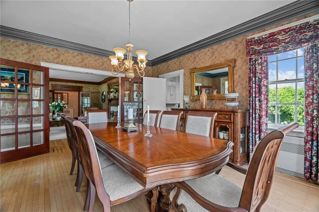 72 Upland Road Woonsocket RI 02895