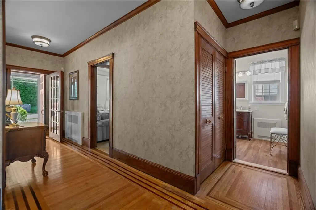 72 Upland Road Woonsocket RI 02895