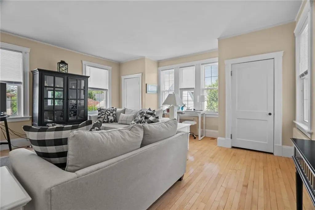 72 Upland Road Woonsocket RI 02895