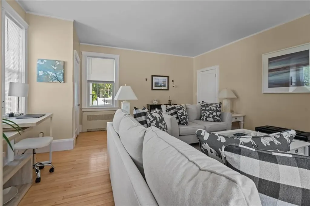 72 Upland Road Woonsocket RI 02895