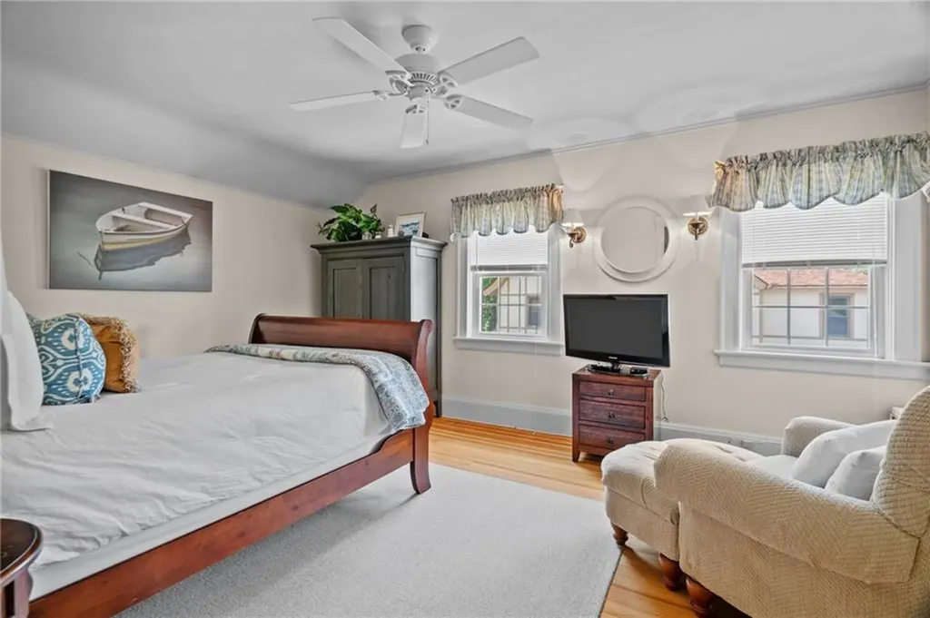 72 Upland Road Woonsocket RI 02895