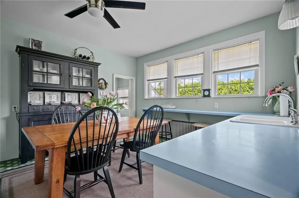72 Upland Road Woonsocket RI 02895