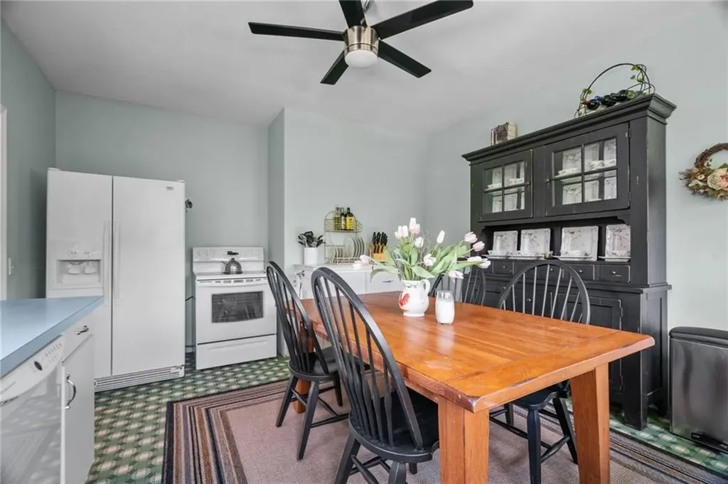 72 Upland Road Woonsocket RI 02895