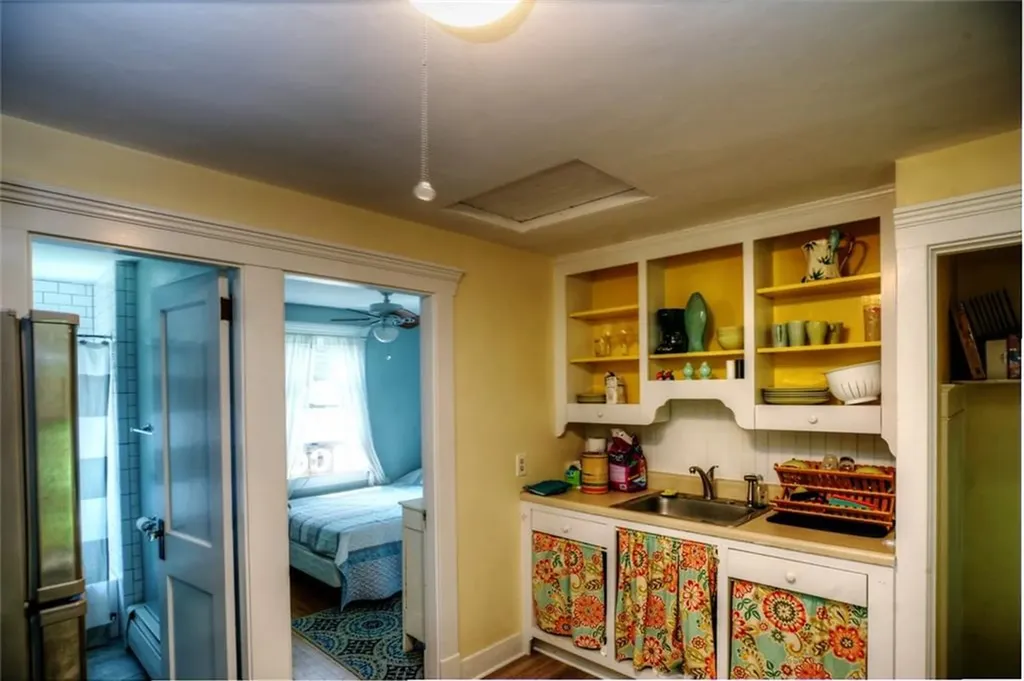 4 Swinburne Street Jamestown RI 02835