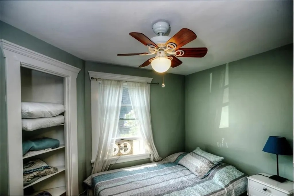 4 Swinburne Street Jamestown RI 02835