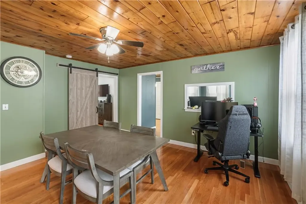 572 Admiral Street Providence RI 02908