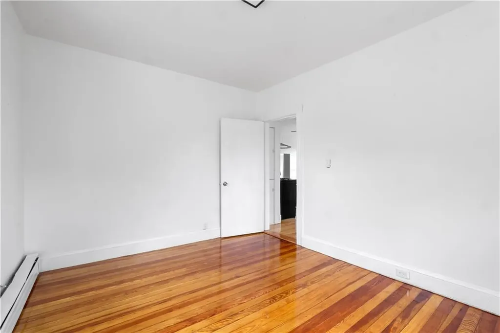 572 Admiral Street Providence RI 02908