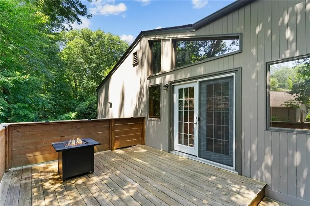 65 Apple House Drive Cranston RI 02921