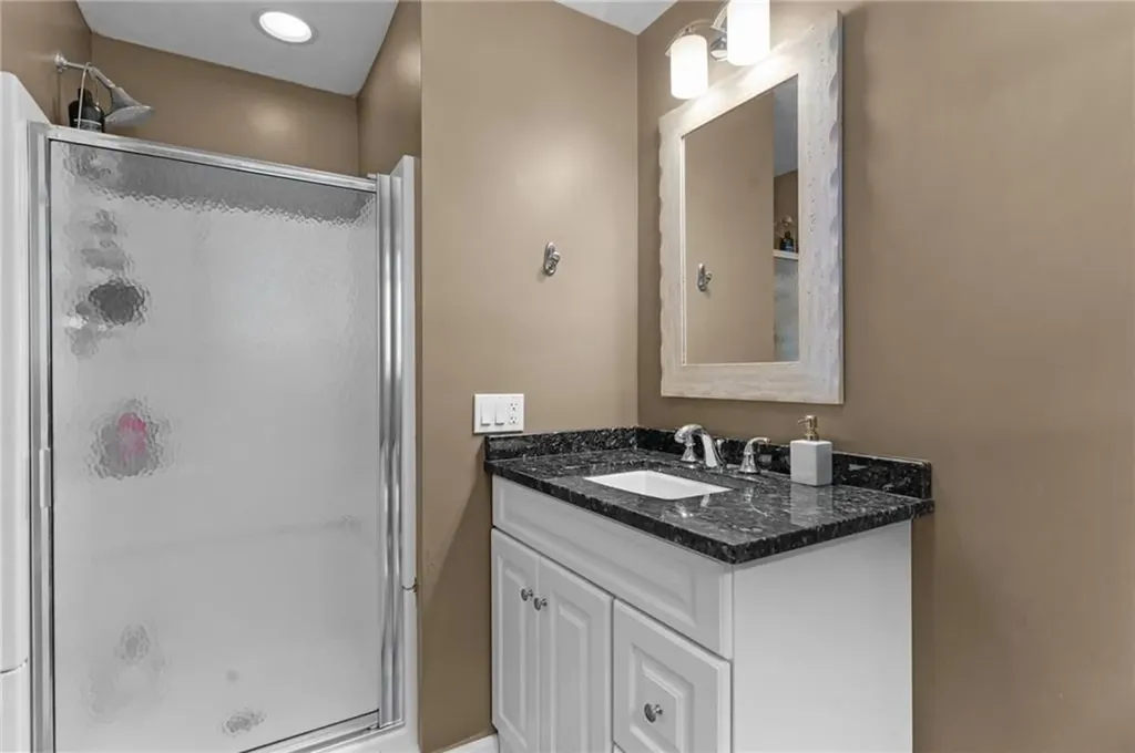 65 Apple House Drive Cranston RI 02921