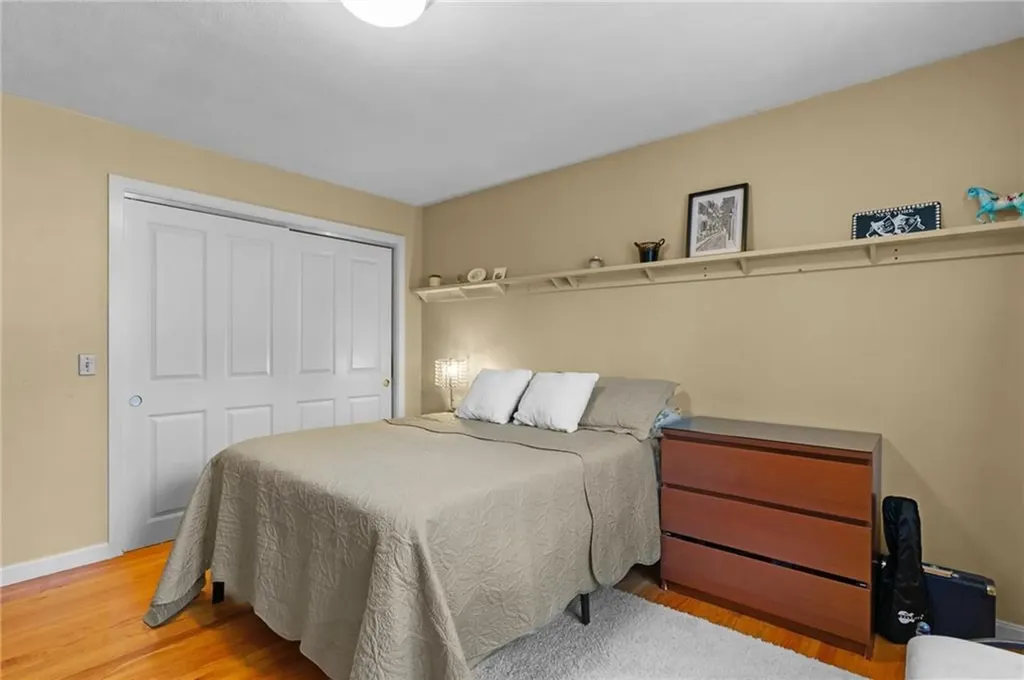 65 Apple House Drive Cranston RI 02921