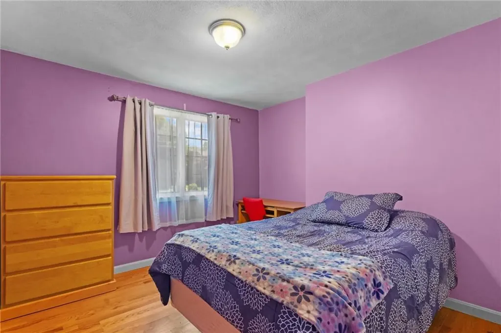 65 Apple House Drive Cranston RI 02921