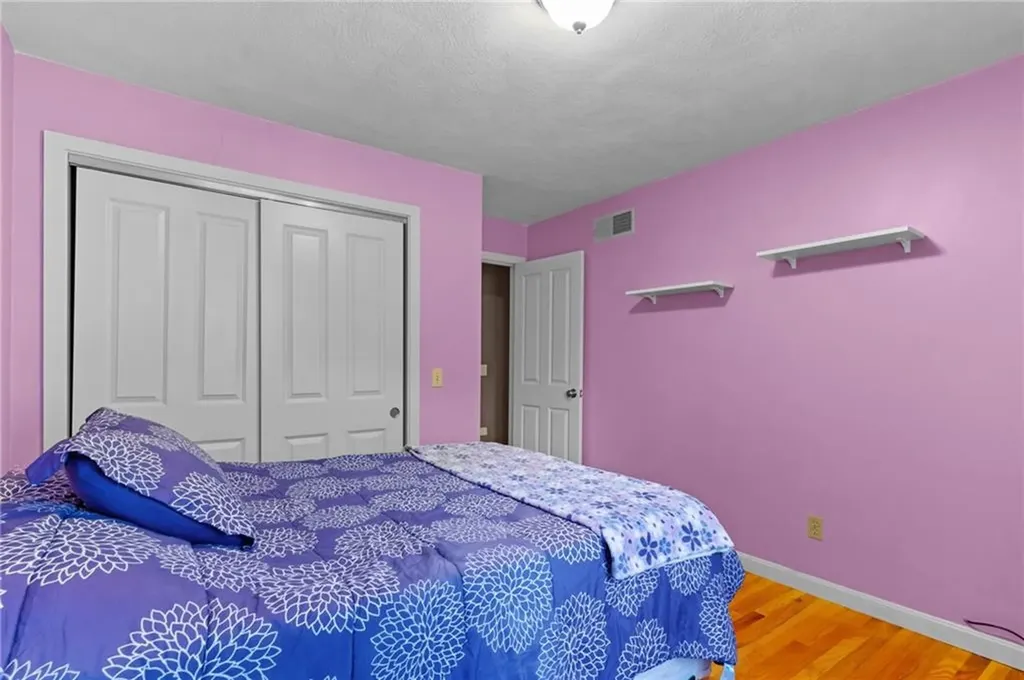 65 Apple House Drive Cranston RI 02921
