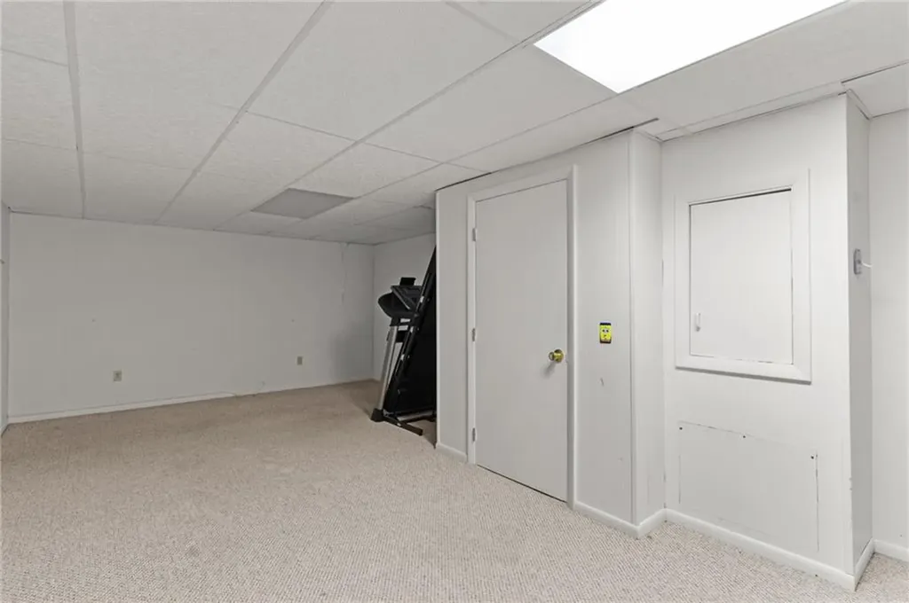 65 Apple House Drive Cranston RI 02921