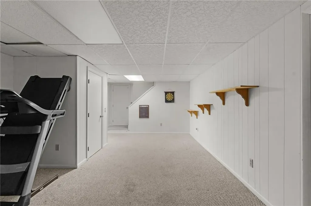 65 Apple House Drive Cranston RI 02921