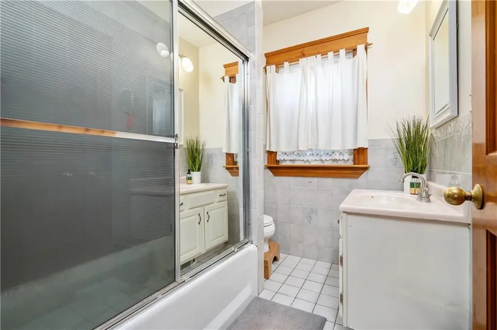 195 Elmore Avenue Woonsocket RI 02895