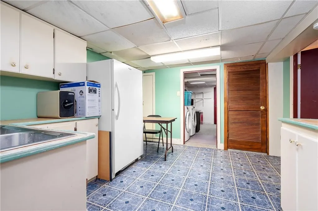 195 Elmore Avenue Woonsocket RI 02895