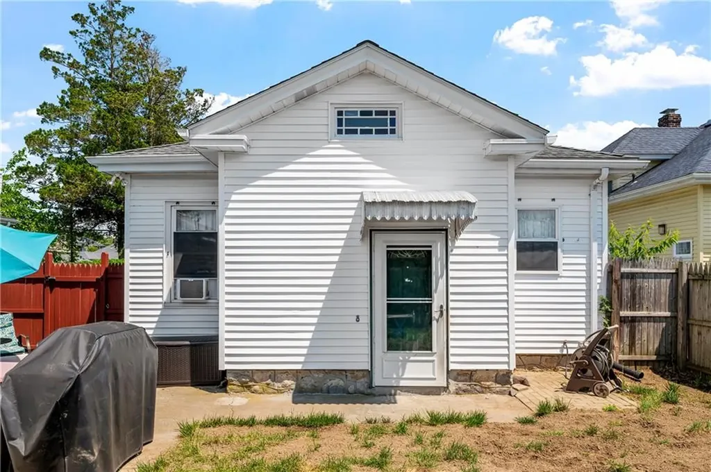 195 Elmore Avenue Woonsocket RI 02895