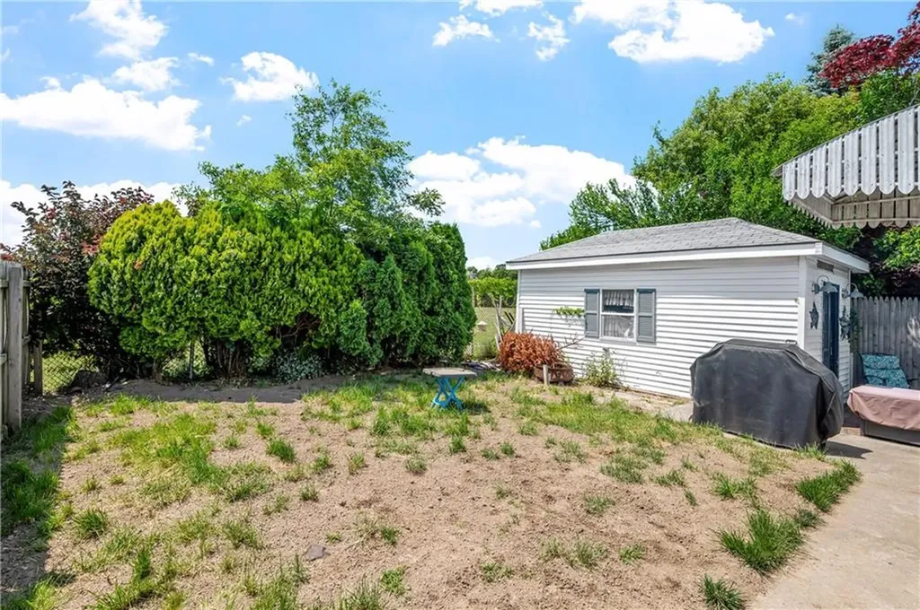 195 Elmore Avenue Woonsocket RI 02895