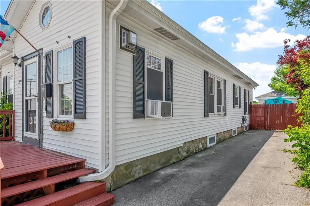 195 Elmore Avenue Woonsocket RI 02895