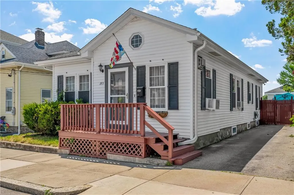 195 Elmore Avenue Woonsocket RI 02895