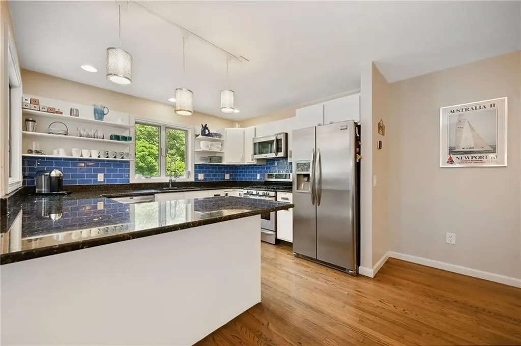 12 Wedgewood Drive Middletown RI 02842