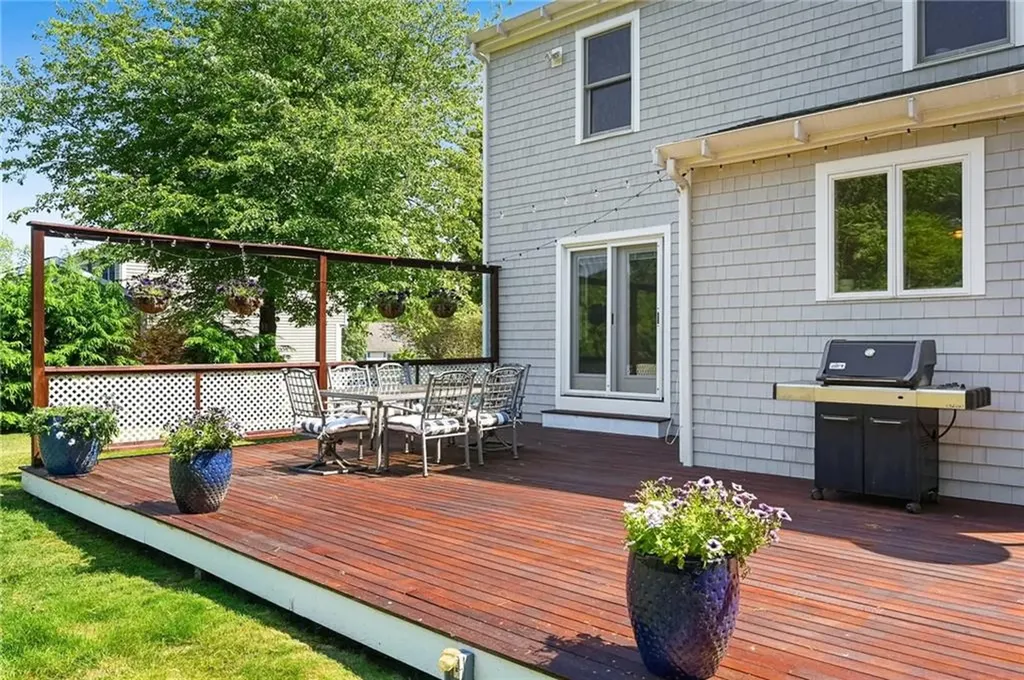 12 Wedgewood Drive Middletown RI 02842