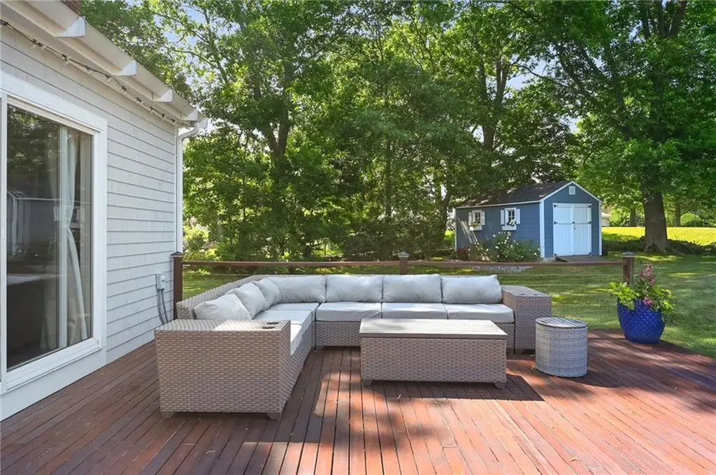 12 Wedgewood Drive Middletown RI 02842