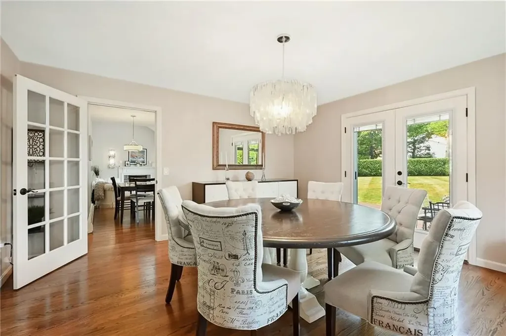 12 Wedgewood Drive Middletown RI 02842