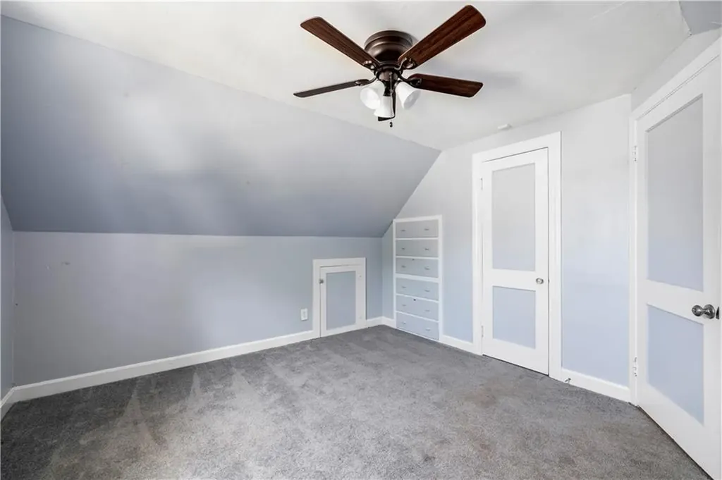 189 Hillard Avenue Warwick RI 02886