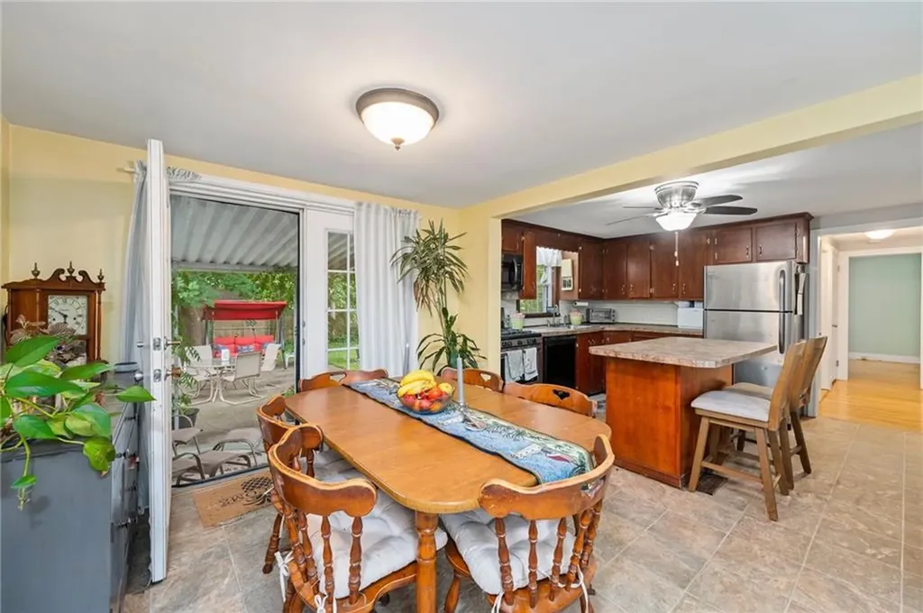 26 Maplehurst Avenue Warwick RI 02889