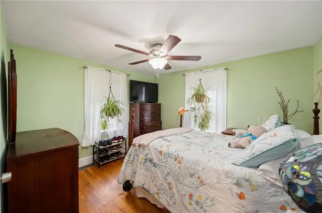 26 Maplehurst Avenue Warwick RI 02889
