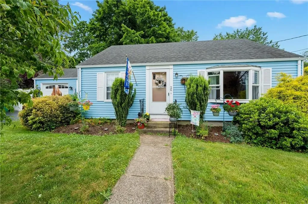26 Maplehurst Avenue Warwick RI 02889