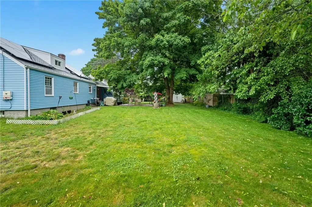 26 Maplehurst Avenue Warwick RI 02889