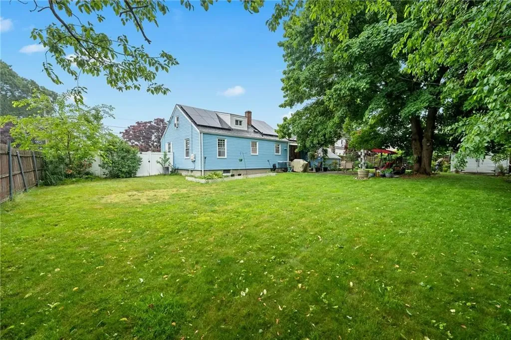 26 Maplehurst Avenue Warwick RI 02889