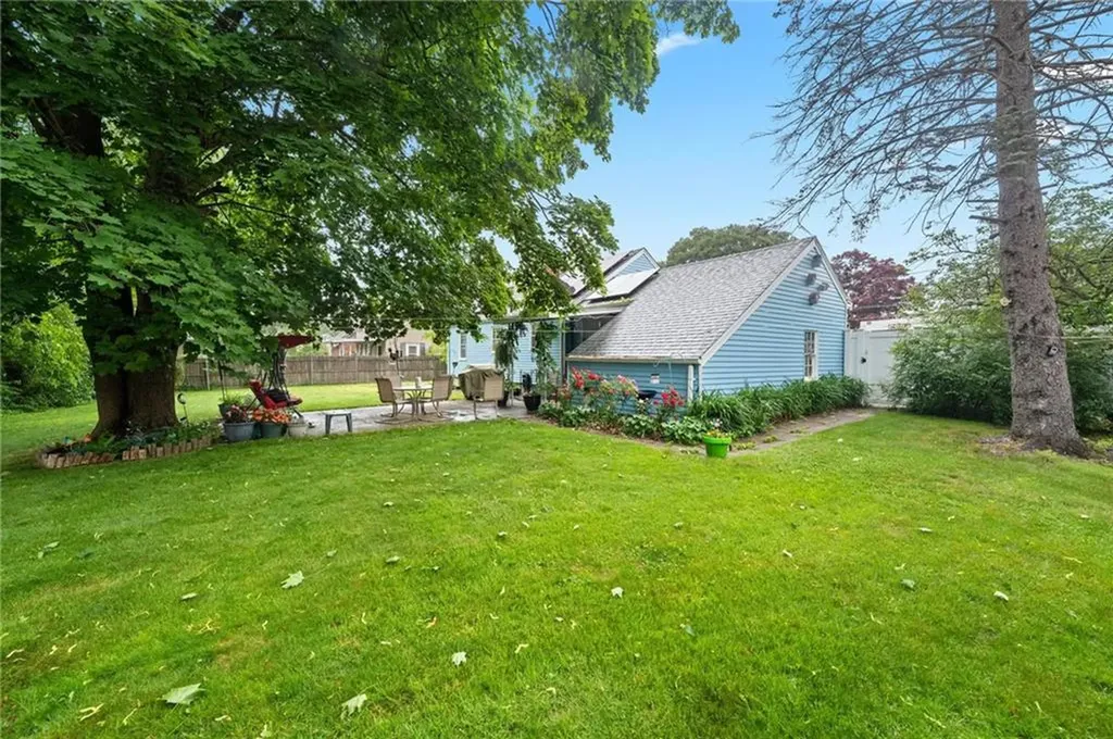 26 Maplehurst Avenue Warwick RI 02889
