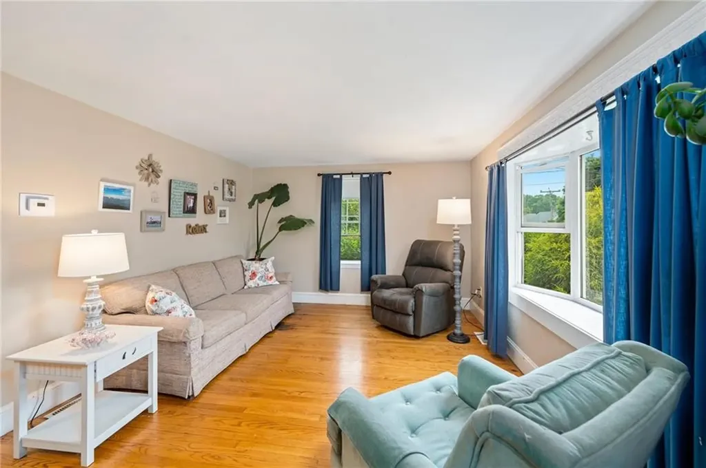 26 Maplehurst Avenue Warwick RI 02889