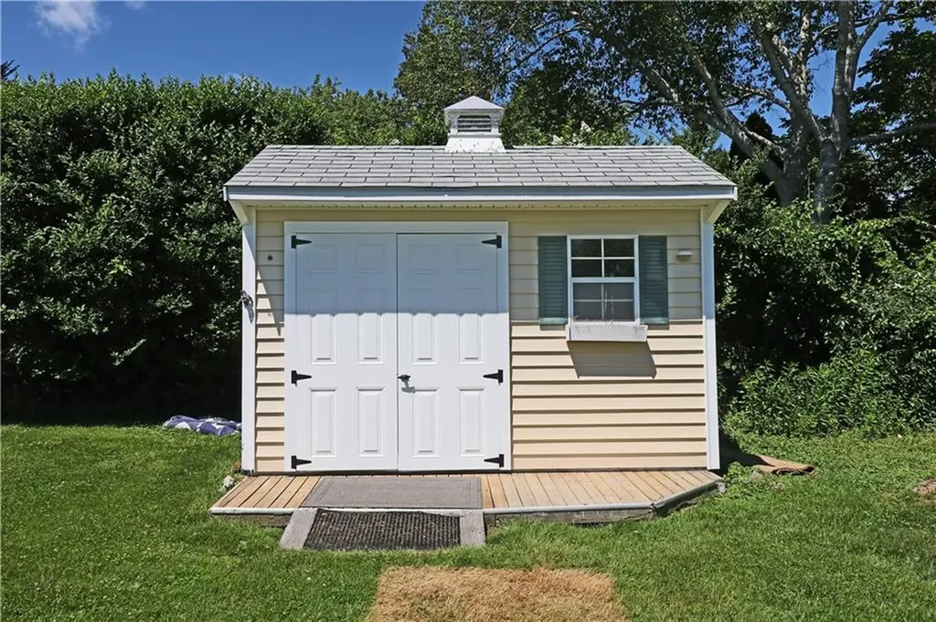 1 Paul Avenue Middletown RI 02842