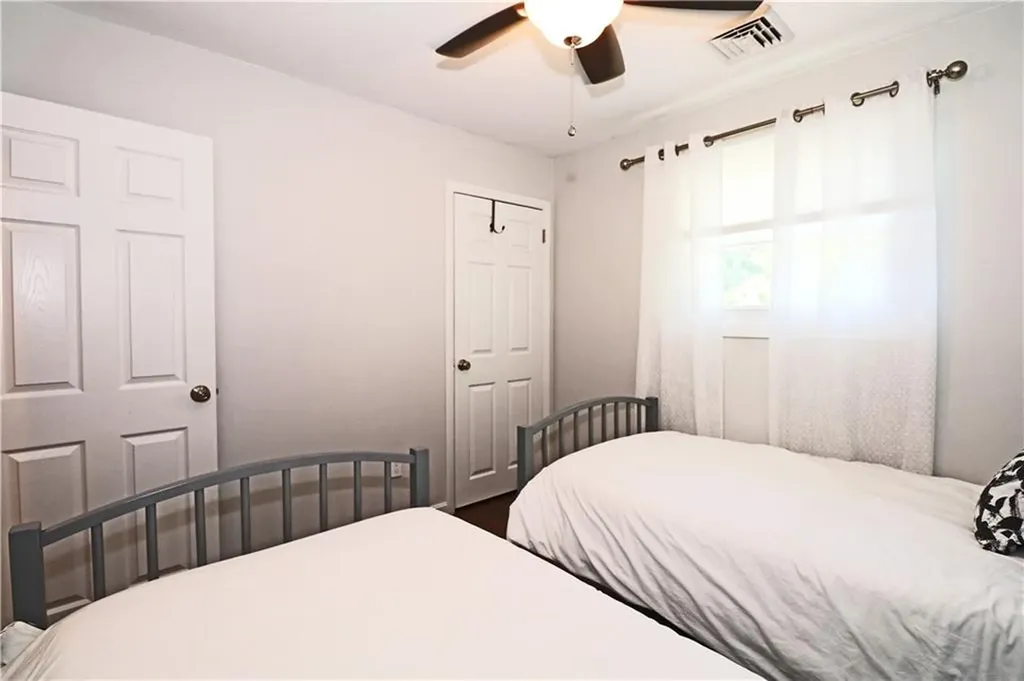 1 Paul Avenue Middletown RI 02842