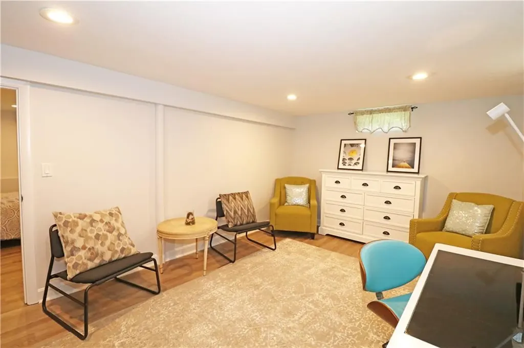1 Paul Avenue Middletown RI 02842