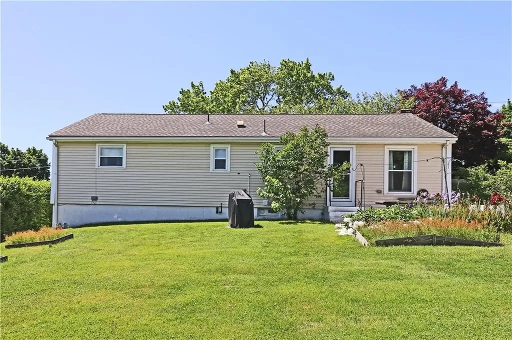 1 Paul Avenue Middletown RI 02842