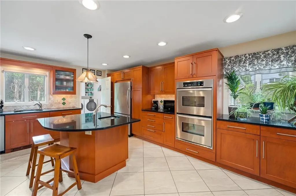29 Wriston Drive Providence RI 02906
