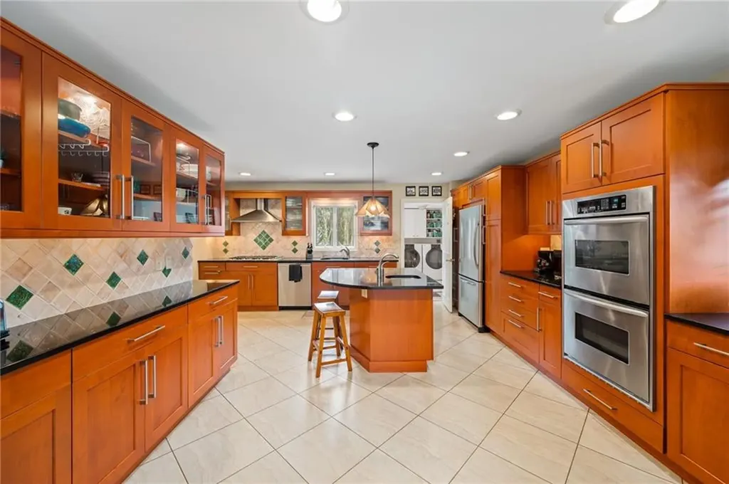 29 Wriston Drive Providence RI 02906