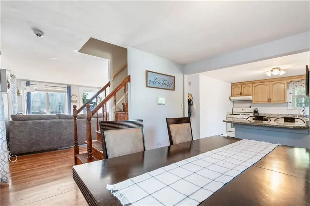 79 Dewey Avenue Pawtucket RI 02861