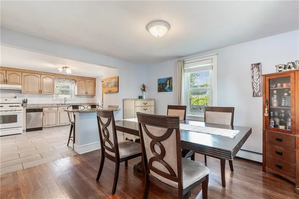 79 Dewey Avenue Pawtucket RI 02861